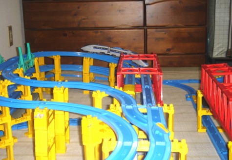 同時発車レイアウトことみん撮影分.jpg